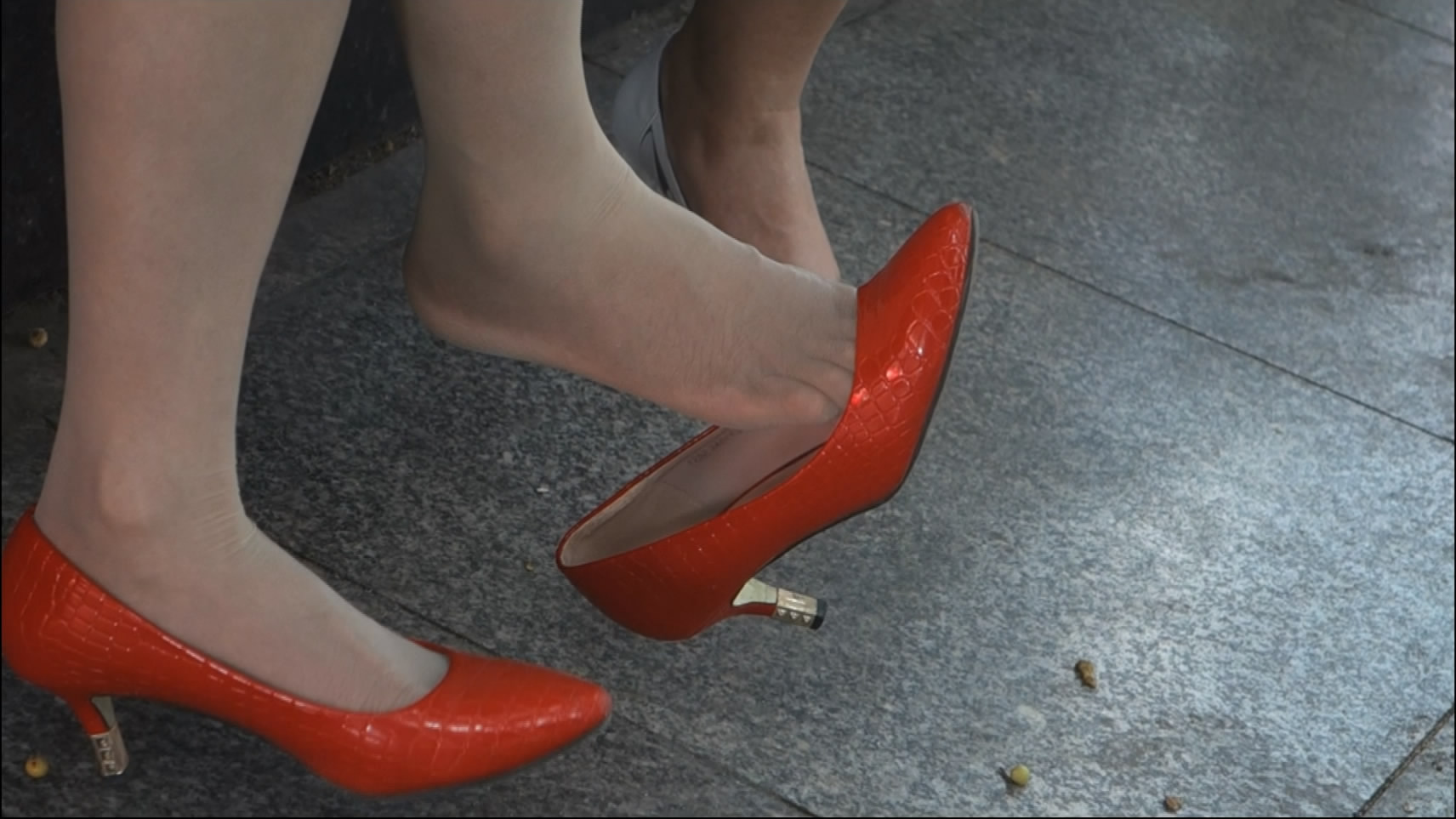 streetsnapdangl[00 00 28][20181129 235727 5]